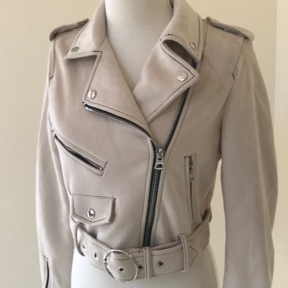 Nwt! Bershka Size M Tan Faux Suede Zipper Jacket — image 2 of 8